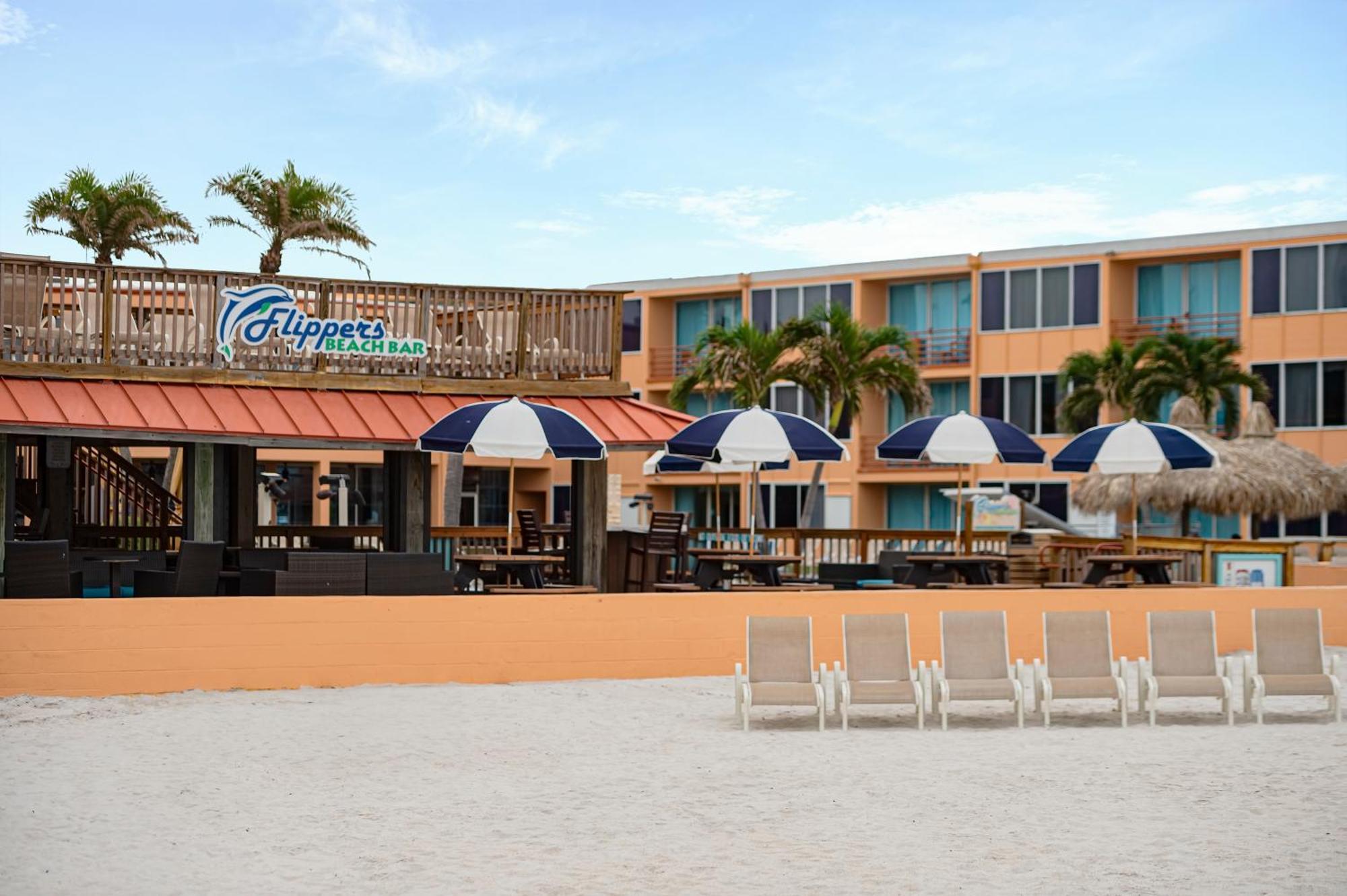 Dolphin Beach Resort St. Pete Beach Exterior photo