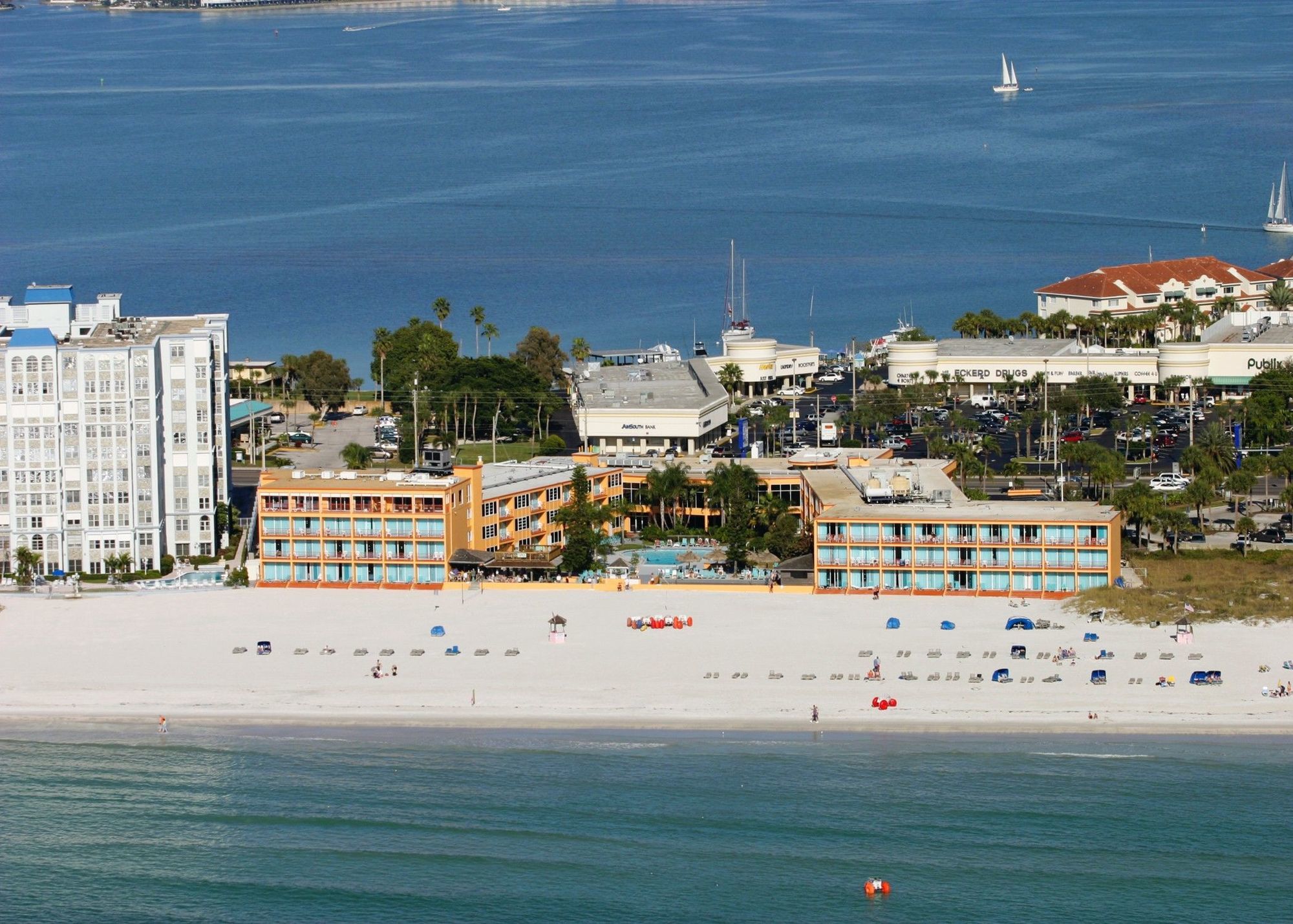 Dolphin Beach Resort St. Pete Beach Exterior photo